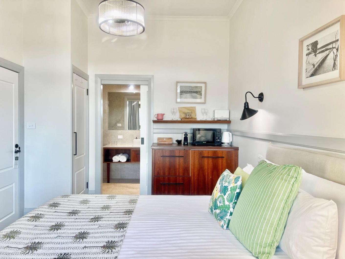 Bermagui Beach Hotel Extérieur photo